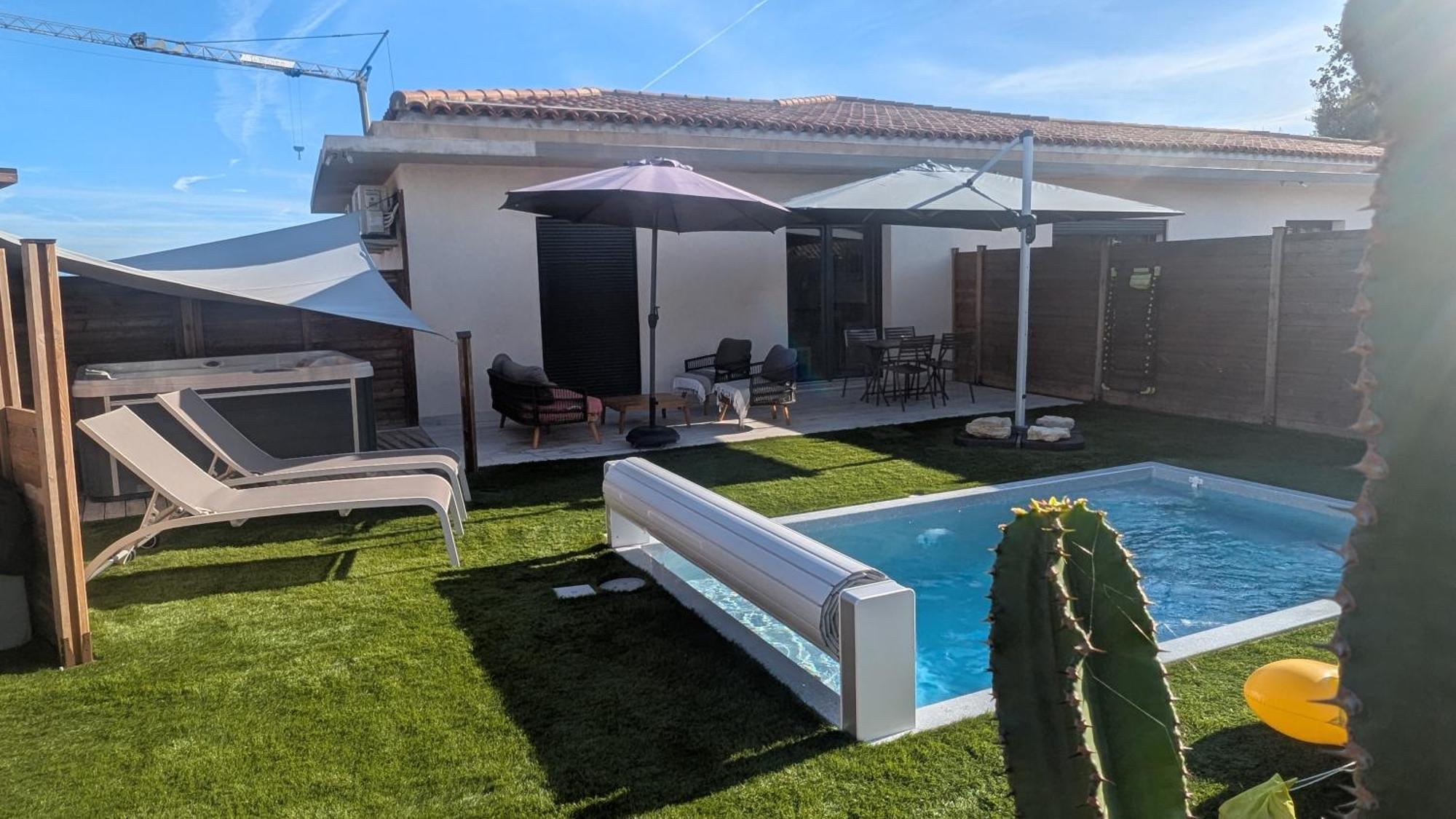 Appartement Luxe Avec Piscine Chauffee & Jacuzzi Prive - Cote D'Azur ロックフォール・レ・パン エクステリア 写真
