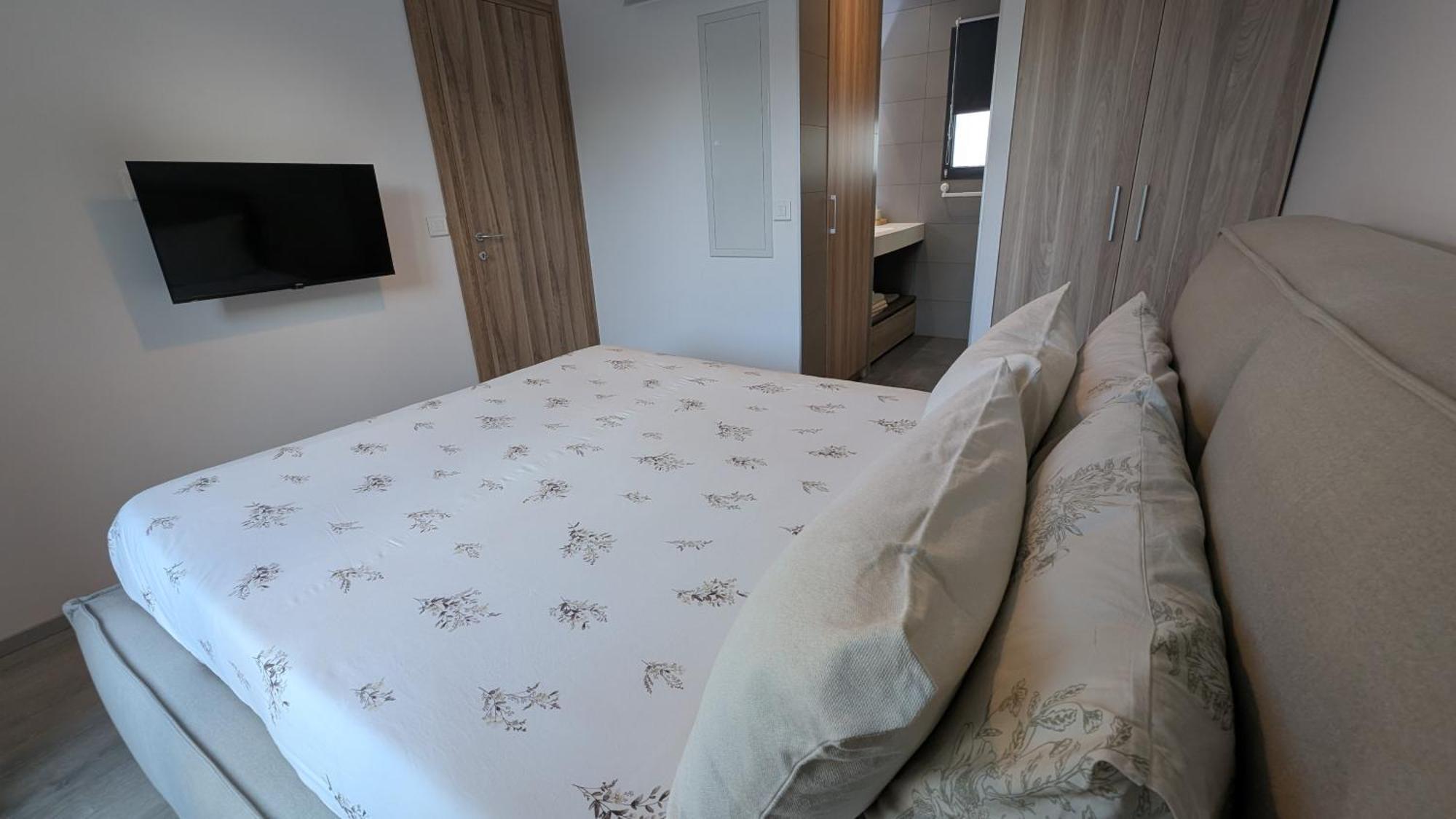 Appartement Luxe Avec Piscine Chauffee & Jacuzzi Prive - Cote D'Azur ロックフォール・レ・パン エクステリア 写真